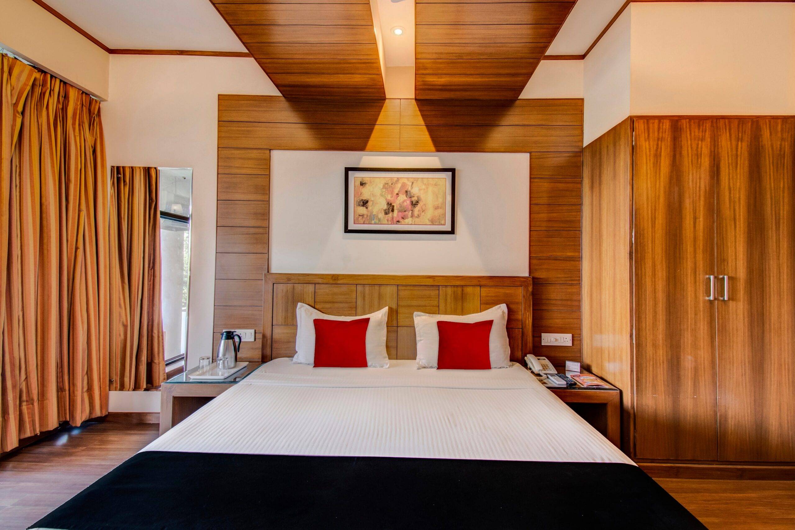 sector 45 hotel chandigarh
