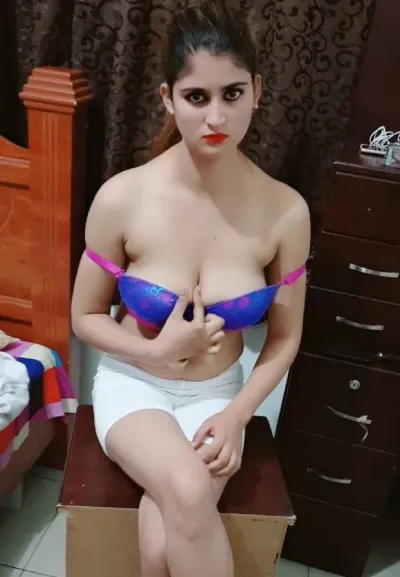 Zirakpur Escorts big boobs girl Indian